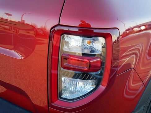 Used 2023 Ford Bronco Sport Outer Banks w/ Tech Package image 16