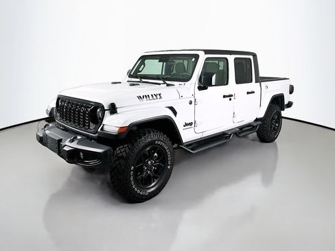 Used 2024 Jeep Gladiator Sport image 1