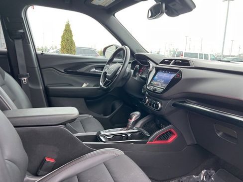 Used 2021 Chevrolet TrailBlazer RS w/ Convenience Package image 29