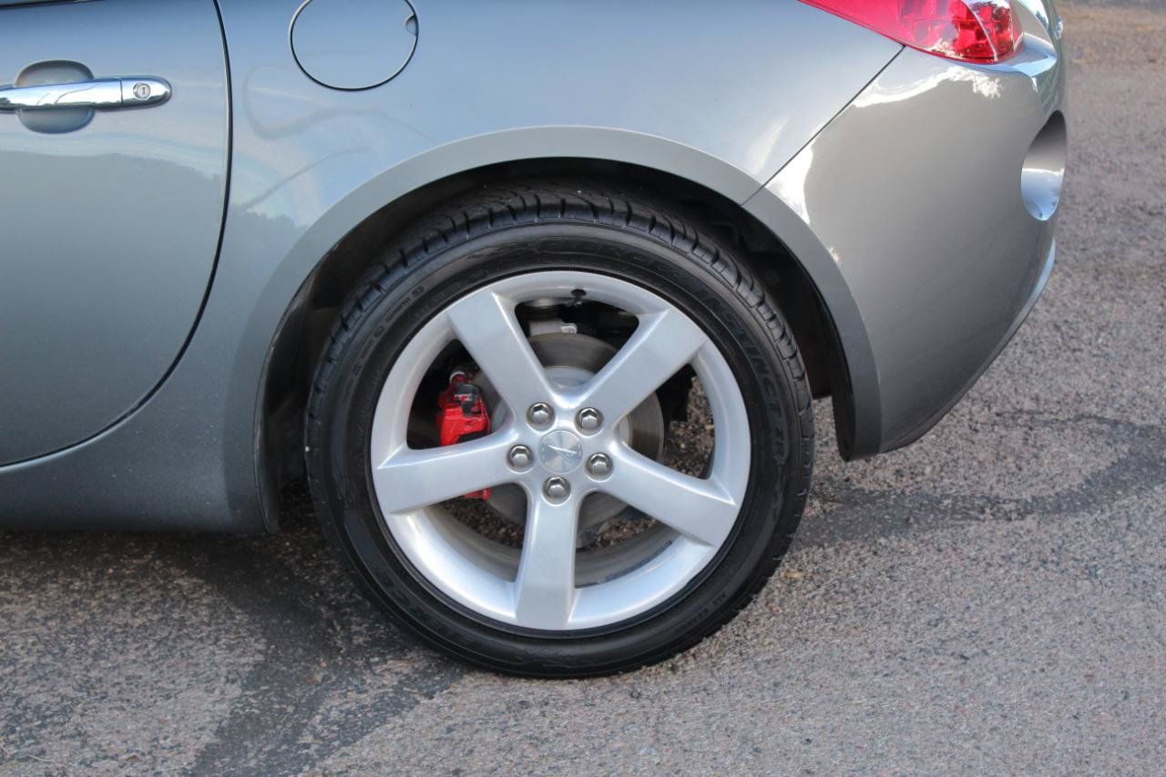 Used 2007 Pontiac Solstice Convertible w/ Premium Package RWD image 28