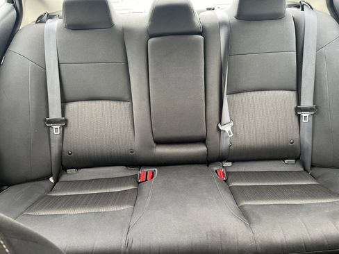 Used 2025 Nissan Altima 2.5 SV image 36