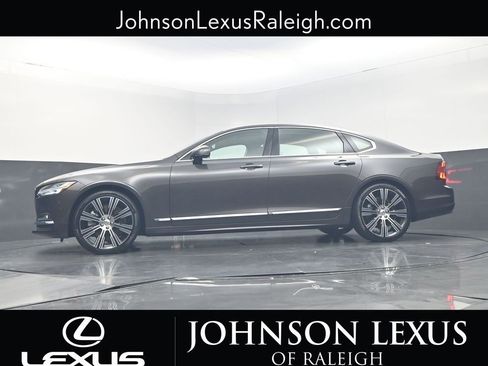 Used 2024 Volvo S90 B6 Ultimate image 21