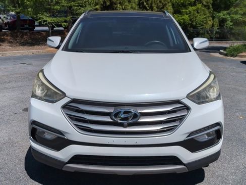Used 2017 Hyundai Santa Fe Sport image 2
