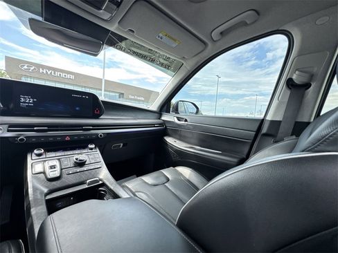 Used 2024 Hyundai Palisade Limited image 11