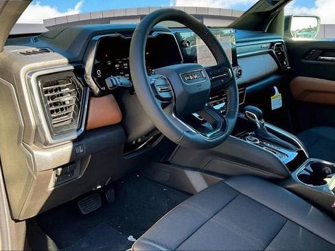 New 2026 GMC Canyon AT4 image 6