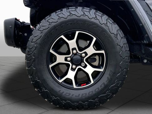 Used 2020 Jeep Wrangler Unlimited Rubicon AWD/4WD image 10