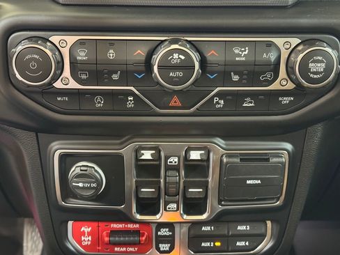 Used 2020 Jeep Gladiator Rubicon image 36