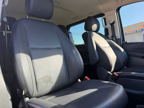 Used 2021 Mercedes-Benz Metris Passenger image 15