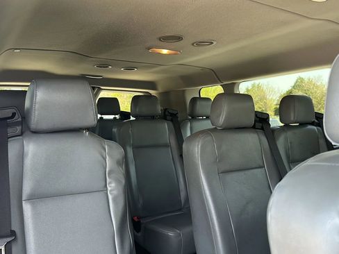 Used 2016 Ford Transit 350 XL image 15