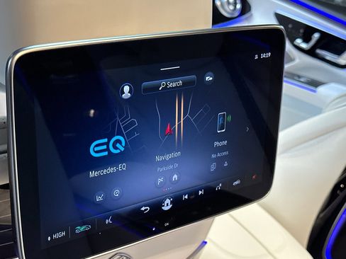 New 2025 Mercedes-Benz Maybach EQS 680 4MATIC image 29