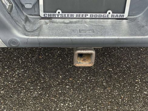 Used 2017 Ford F150 Lariat image 9