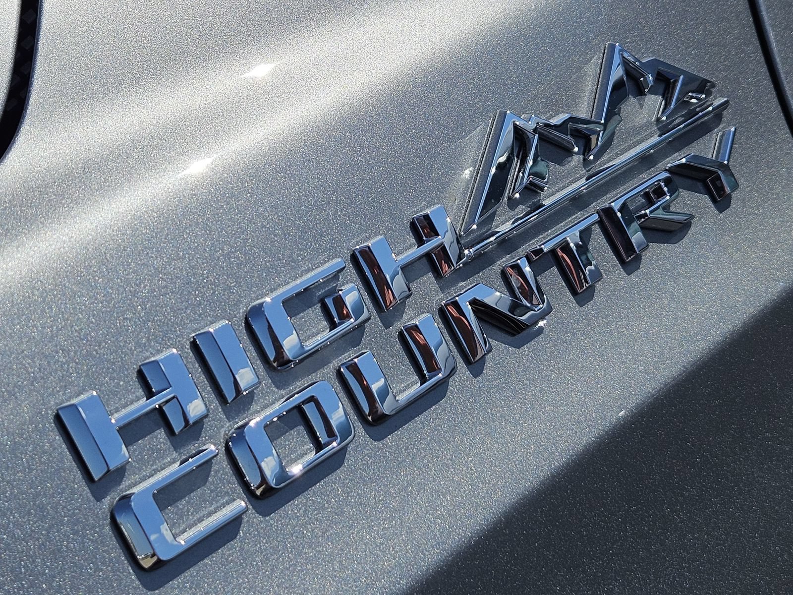 New 2026 Chevrolet Suburban High Country w/ Sun And Tow Package AWD/4WD image 13