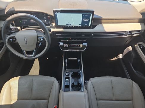 Used 2023 Lincoln Corsair Grand Touring AWD/4WD image 15