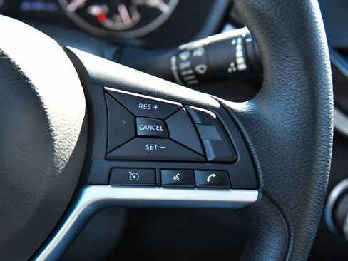 Used 2024 Nissan Altima 2.5 SV image 26