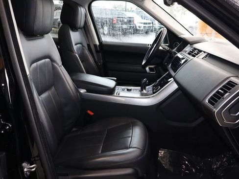 Used 2019 Land Rover Range Rover Sport HSE image 16