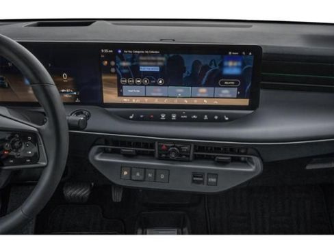 New 2026 Nissan Leaf Platinum+ w/ Floor Mat Package (Platinum+) image 9