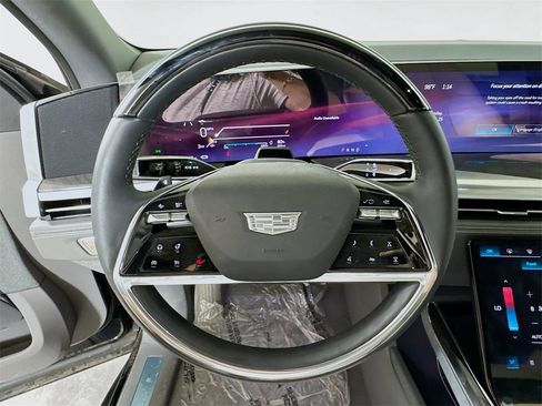 New 2025 Cadillac Escalade IQ Sport 1 w/ Smart Trailering package image 6