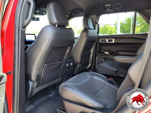Used 2022 Ford Explorer ST w/ ST Street Pack AWD/4WD image 15