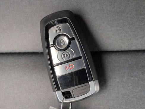 New 2025 Ford Bronco Badlands image 39