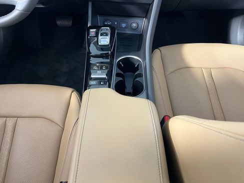 Used 2023 Hyundai Sonata Limited image 17