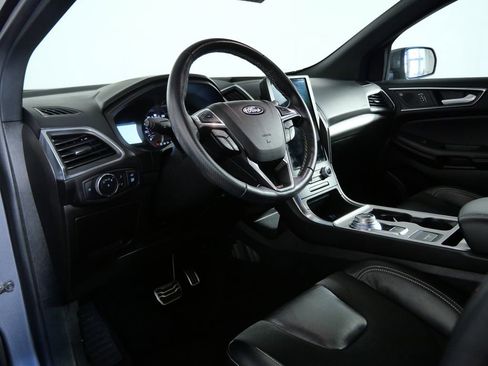 Used 2022 Ford Edge ST AWD/4WD image 16
