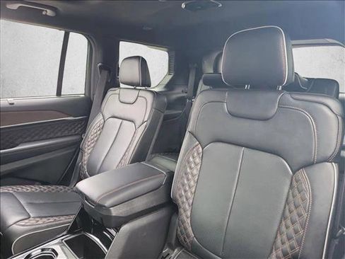 Used 2023 Jeep Grand Cherokee L Summit w/ Advanced Protech Group IV image 16