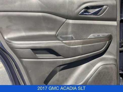 Used 2017 GMC Acadia SLT image 33