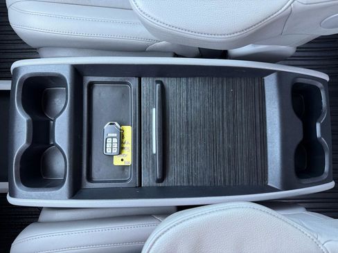 Used 2018 Honda Odyssey EX-L image 38