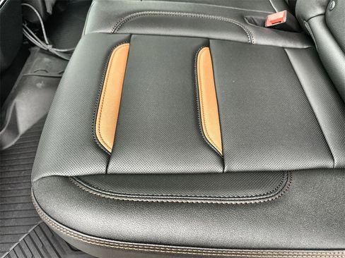 New 2026 GMC Sierra 3500 AT4 w/ AT4 Premium Plus Package image 17