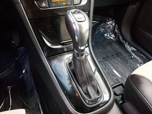 Used 2020 Buick Encore Preferred w/ Safety Package FWD image 14