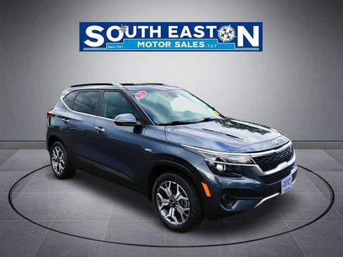 Used 2021 Kia Seltos EX AWD/4WD image 2