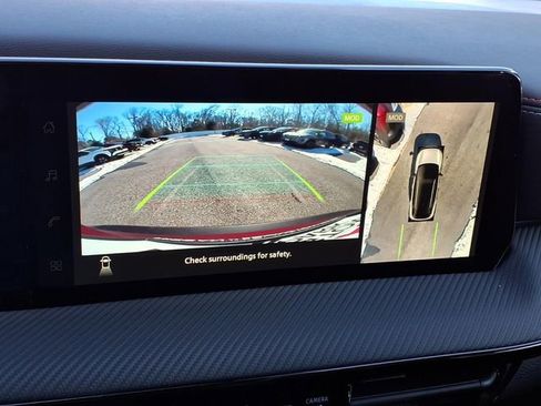 Used 2026 Nissan Kicks SR FWD image 16