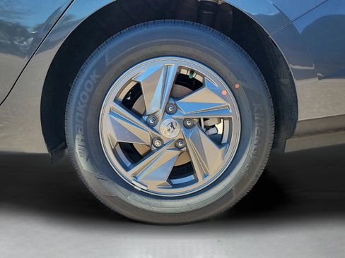 New 2026 Hyundai Elantra SE image 5