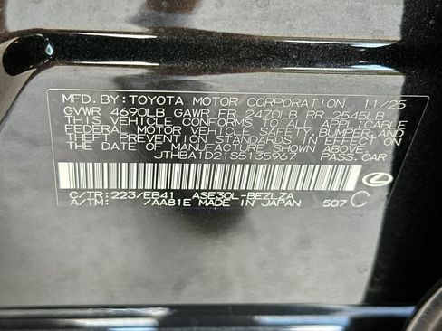 Used 2025 Lexus IS 300 F Sport w/ Accessory Package 2 RWD image 33