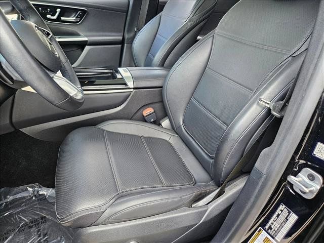 Used 2023 Mercedes-Benz GLC 300 image 16