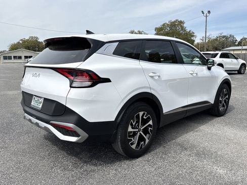 Used 2024 Kia Sportage EX image 5