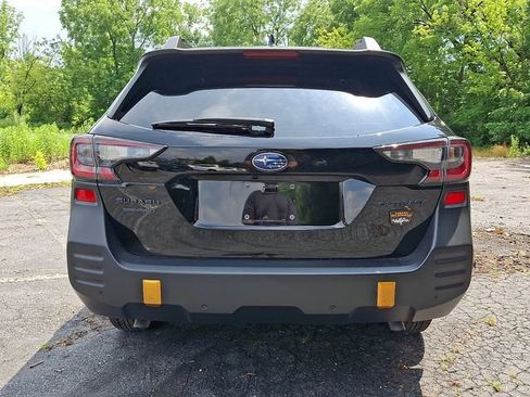 Certified 2025 Subaru Outback Wilderness AWD/4WD image 8