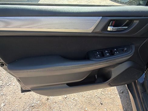 Used 2016 Subaru Outback 2.5i Premium AWD/4WD image 14