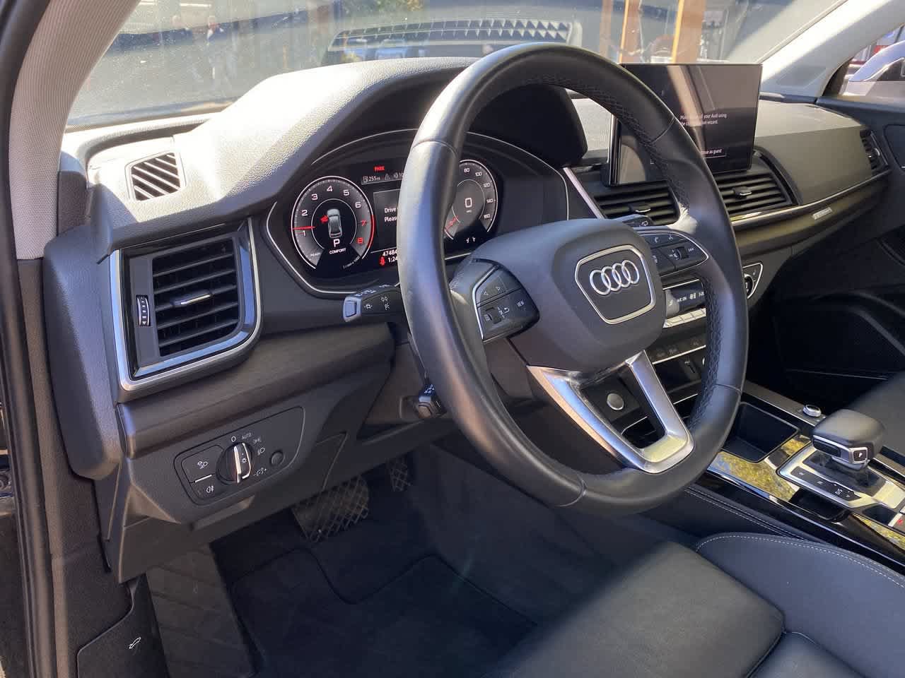 Used 2024 Audi Q5 2.0T Premium Plus AWD/4WD image 2