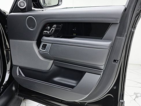 Used 2020 Land Rover Range Rover HSE image 41