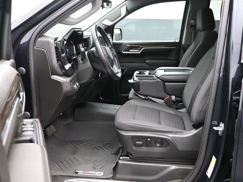 Used 2022 Chevrolet Silverado 1500 RST image 11