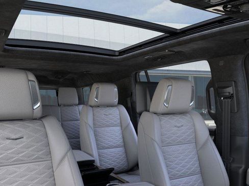 New 2026 Cadillac Escalade ESV Platinum Luxury image 25