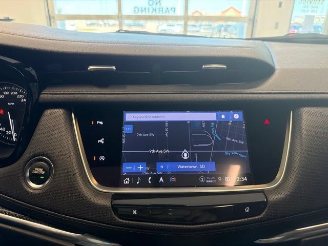 Used 2023 Cadillac XT5 Sportv w/ Technology Package AWD/4WD image 3