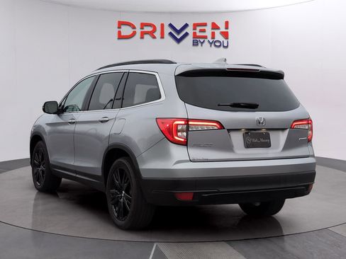 Used 2022 Honda Pilot Special Edition image 3