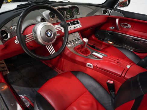 Used 2000 BMW Z8 RWD image 2