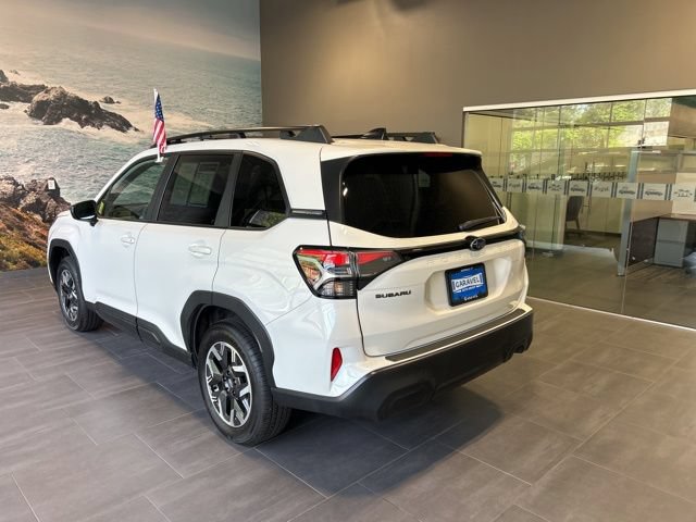 Used 2026 Subaru Forester Premium AWD/4WD image 4