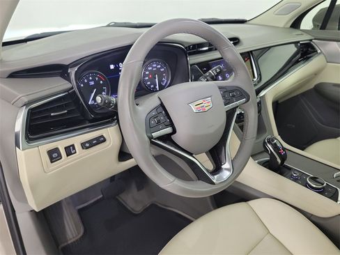 Certified 2023 Cadillac XT6 Premium Luxury w/ Technology Package image 19