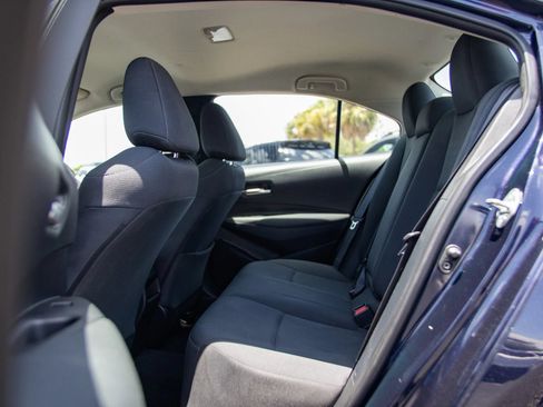 Used 2021 Toyota Corolla LE FWD image 17