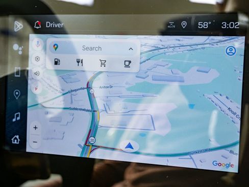 Used 2025 Chevrolet Corvette Stingray Premium Conv w/ 3LT image 15