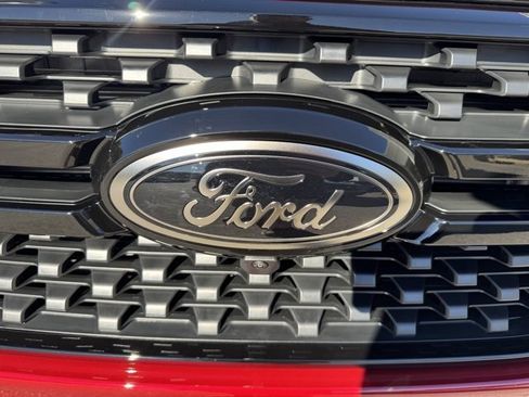 New 2025 Ford Ranger XLT image 8